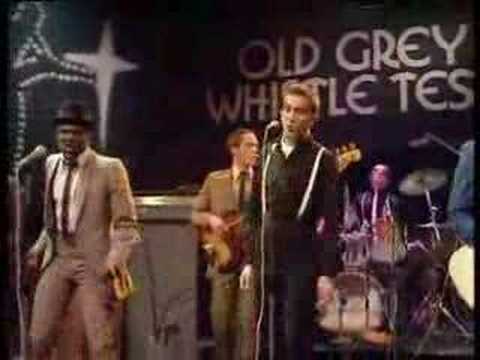 The Specials - A Message To You, Rudy @ Old Grey Whistle Test [10/9/1977]